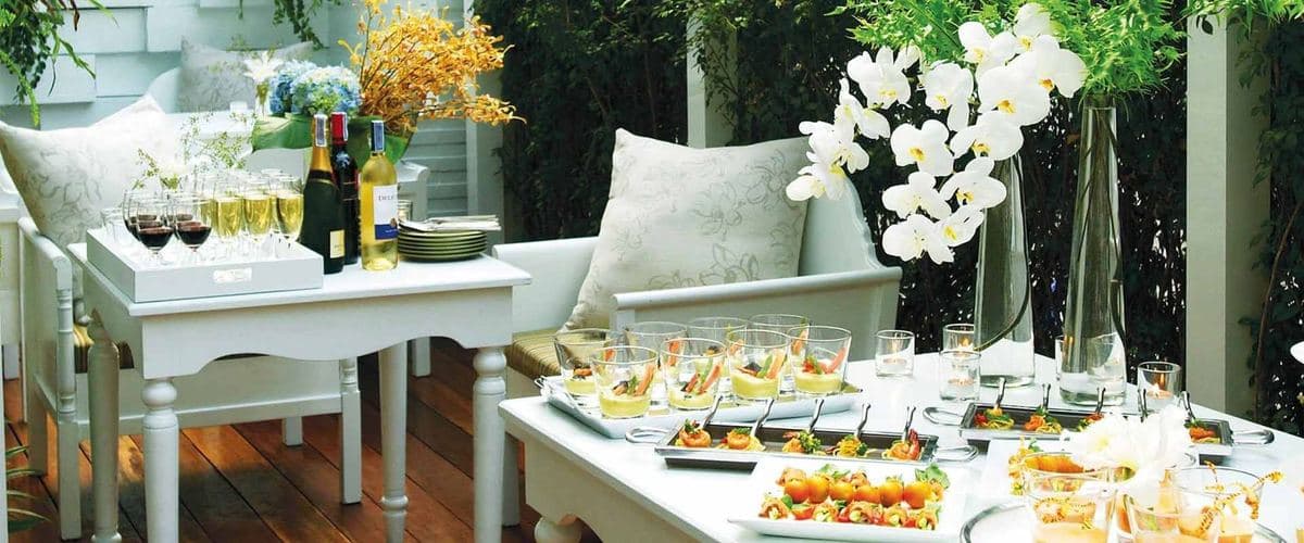Ocean glassware on an outdoor function table